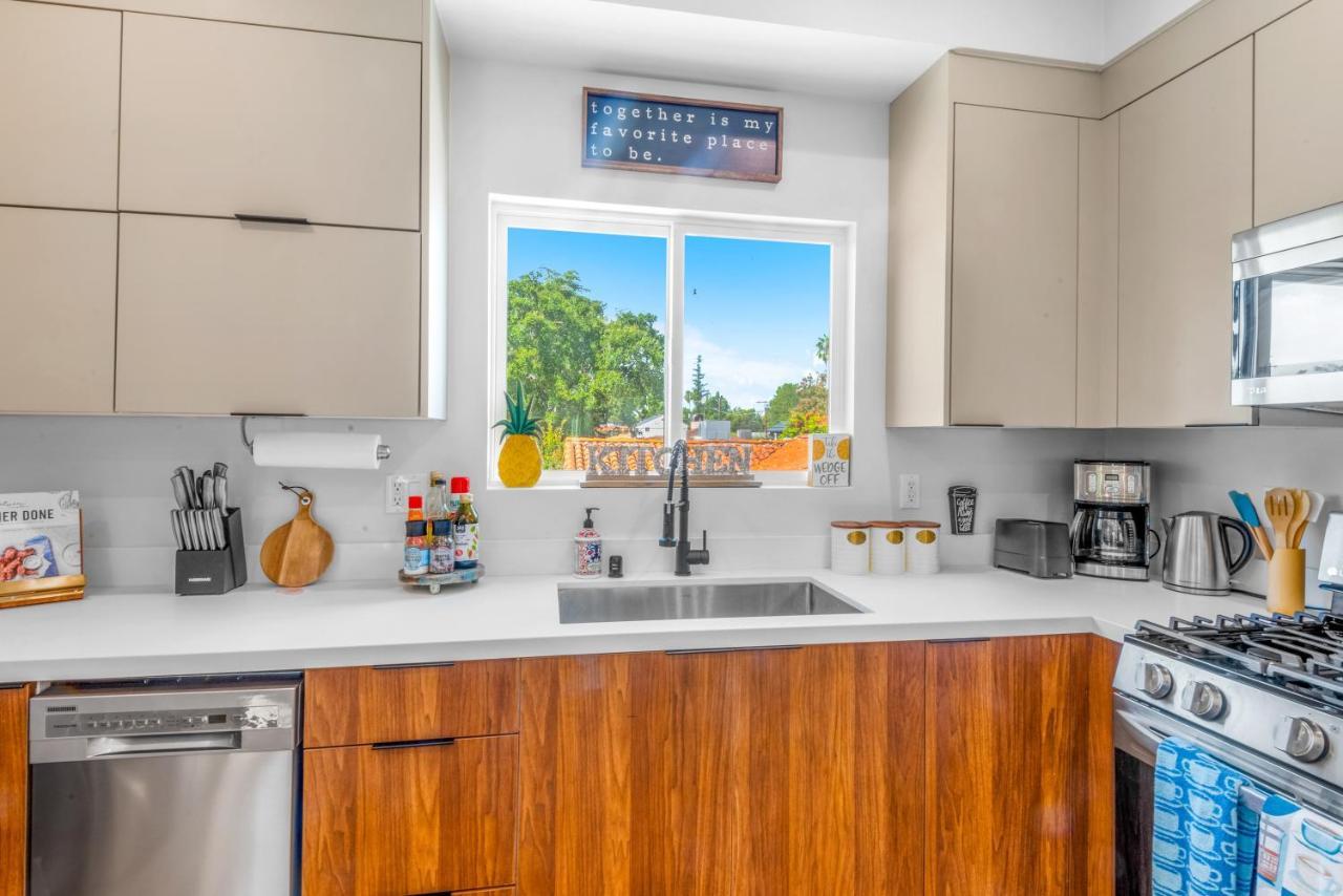 Stylish Sherman Oaks Townhouse 3Bed + 3.5Bath All Master Suites 洛杉矶 外观 照片