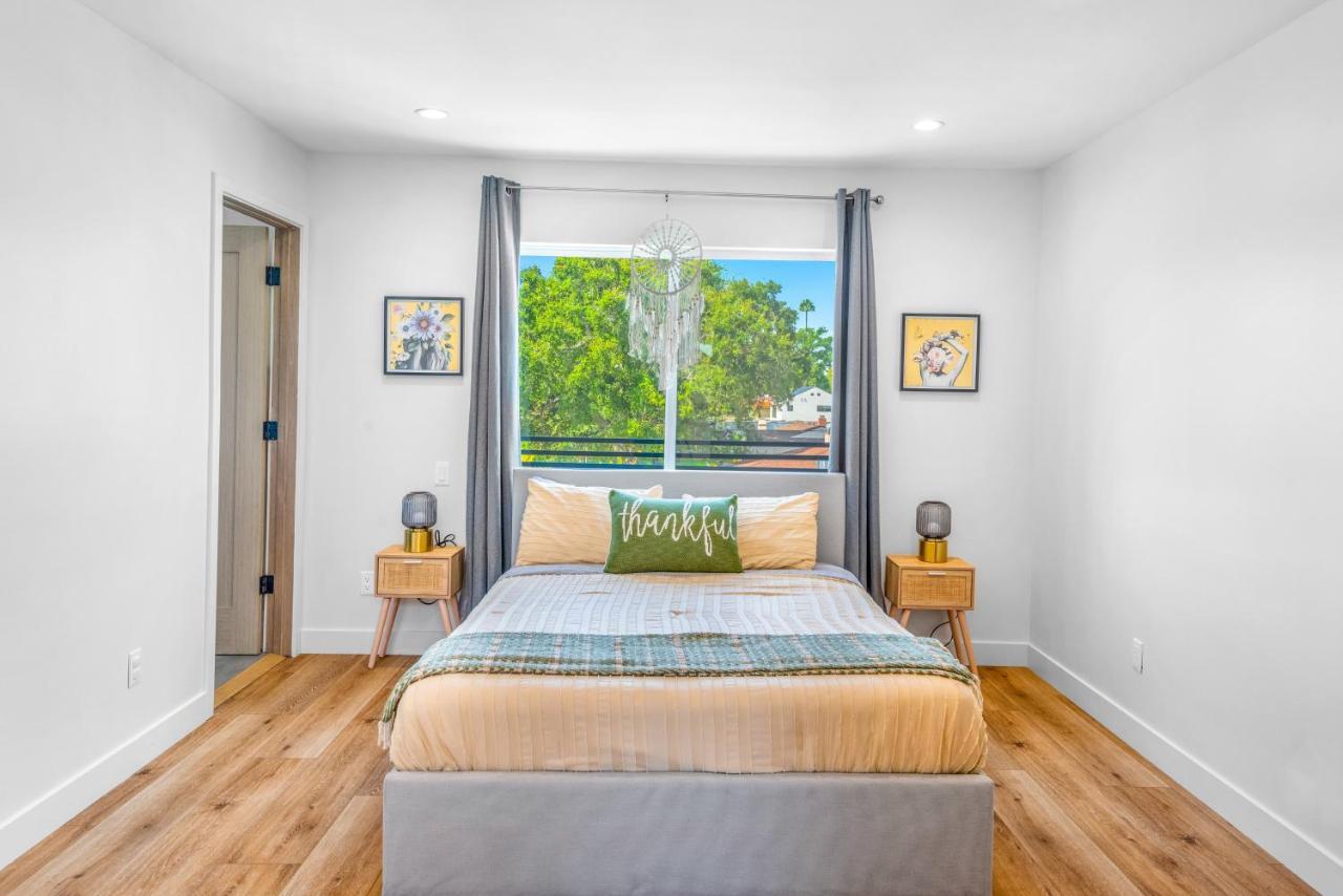 Stylish Sherman Oaks Townhouse 3Bed + 3.5Bath All Master Suites 洛杉矶 外观 照片